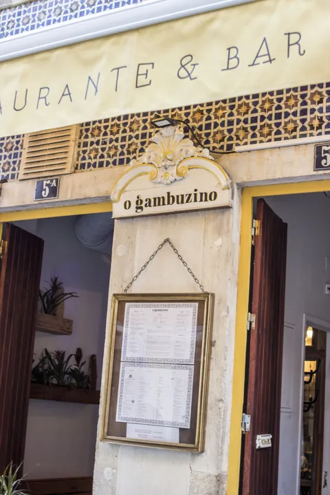 Fachada do restaurante O Gambuzino